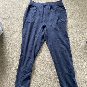 Small lululemon Intent Jogger